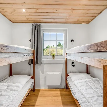 Lovely Pool House On A Lovely Secluded Plot By Søndervig - 1017 Feriehus *