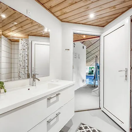 Lovely Pool House On A Lovely Secluded Plot By Sondervig - 1017 רינגקובינג