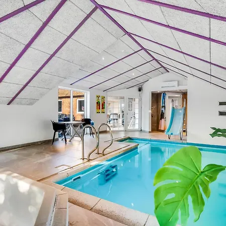 Lovely Pool House On A Lovely Secluded Plot By Sondervig - 1017 Feriehus *